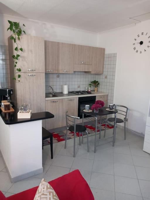 Casa Andreea Apartment Домодосола Екстериор снимка