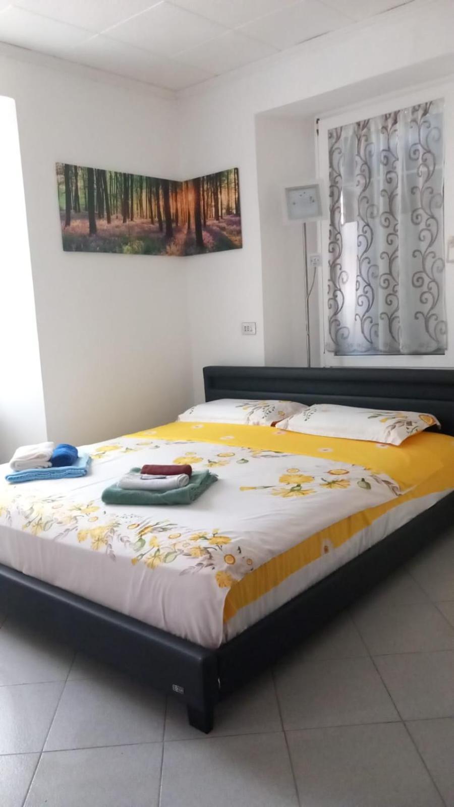 Casa Andreea Apartment Домодосола Екстериор снимка